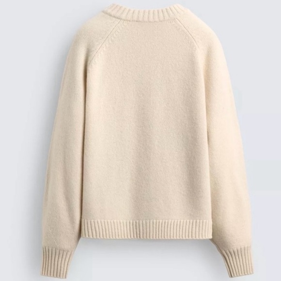 Zara Disney Daisy Duck Wool Cardigan - Picture 5 of 10